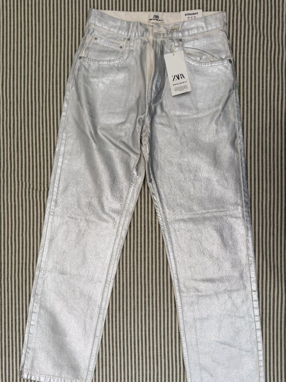 NWT Zara Men's Silver Metallic Shiny Straight Leg Denim Jeans Waist Size 30 (US)